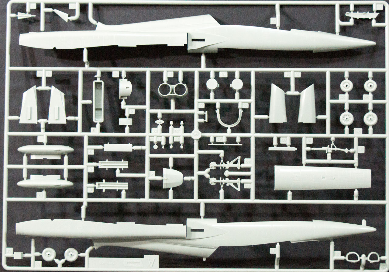Wolfpack 10001 1/48 T-38A Talon 'USAF' First Look Image 01