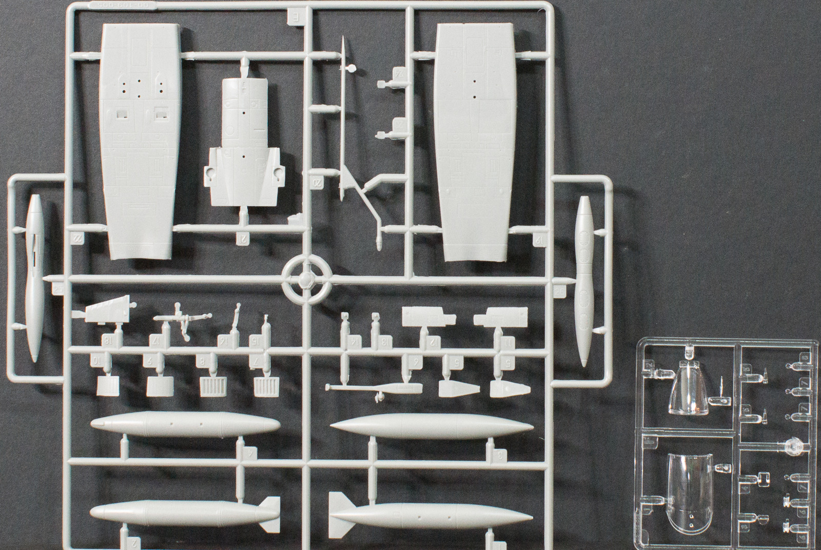 Wolfpack 14803 1/48 F-5A Skoshi Fighter Parts Image 03