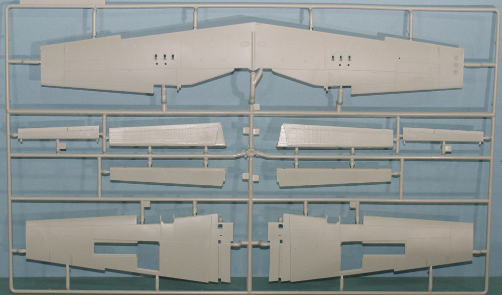 Zoukei-Mura Inc. 32004 1/32 P-51D Mustang Parts Image 03