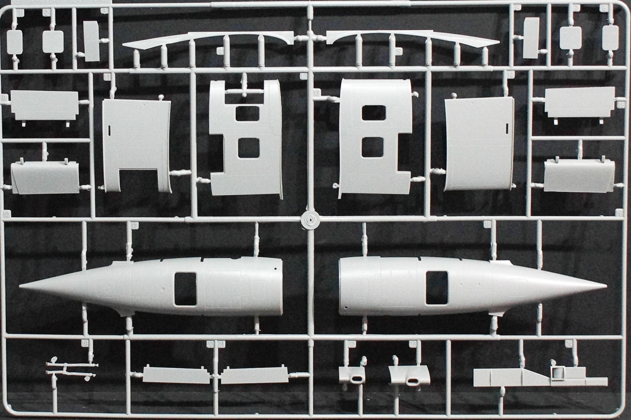 Zoukei-Mura Inc. 32006 1/32 He 219A-0 Uhu Parts Image 02