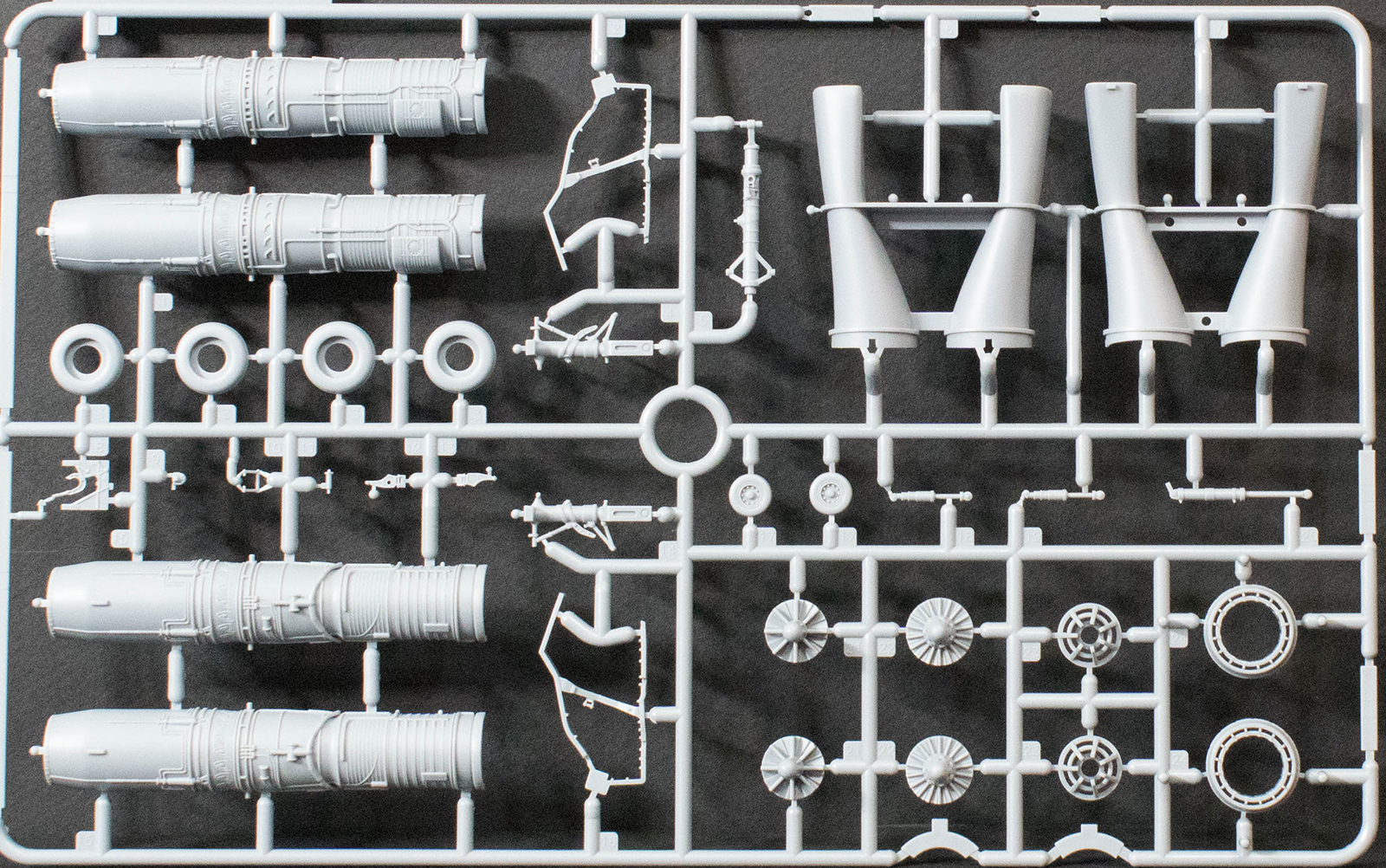 Zoukei-Mura Inc. 48008 1/48 F-4J Phantom II Marines Parts Image 04