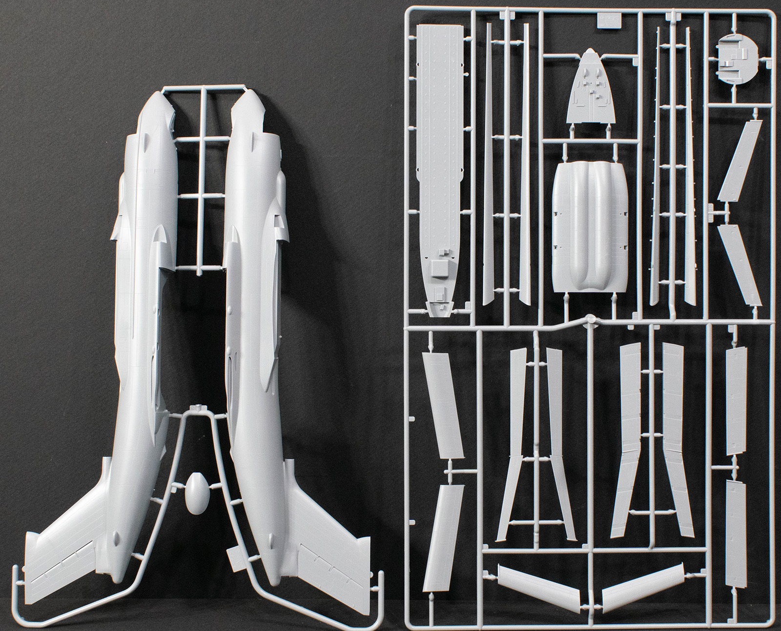 Zvezda 7024 1/144 A-50 Mainstay Kit Image 01