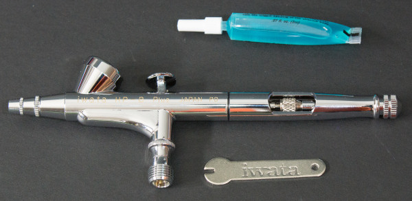 Iwata HP-B Plus Airbrush