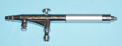 Iwata Triple-Action Handle