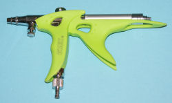 Iwata Triple-Action Handle