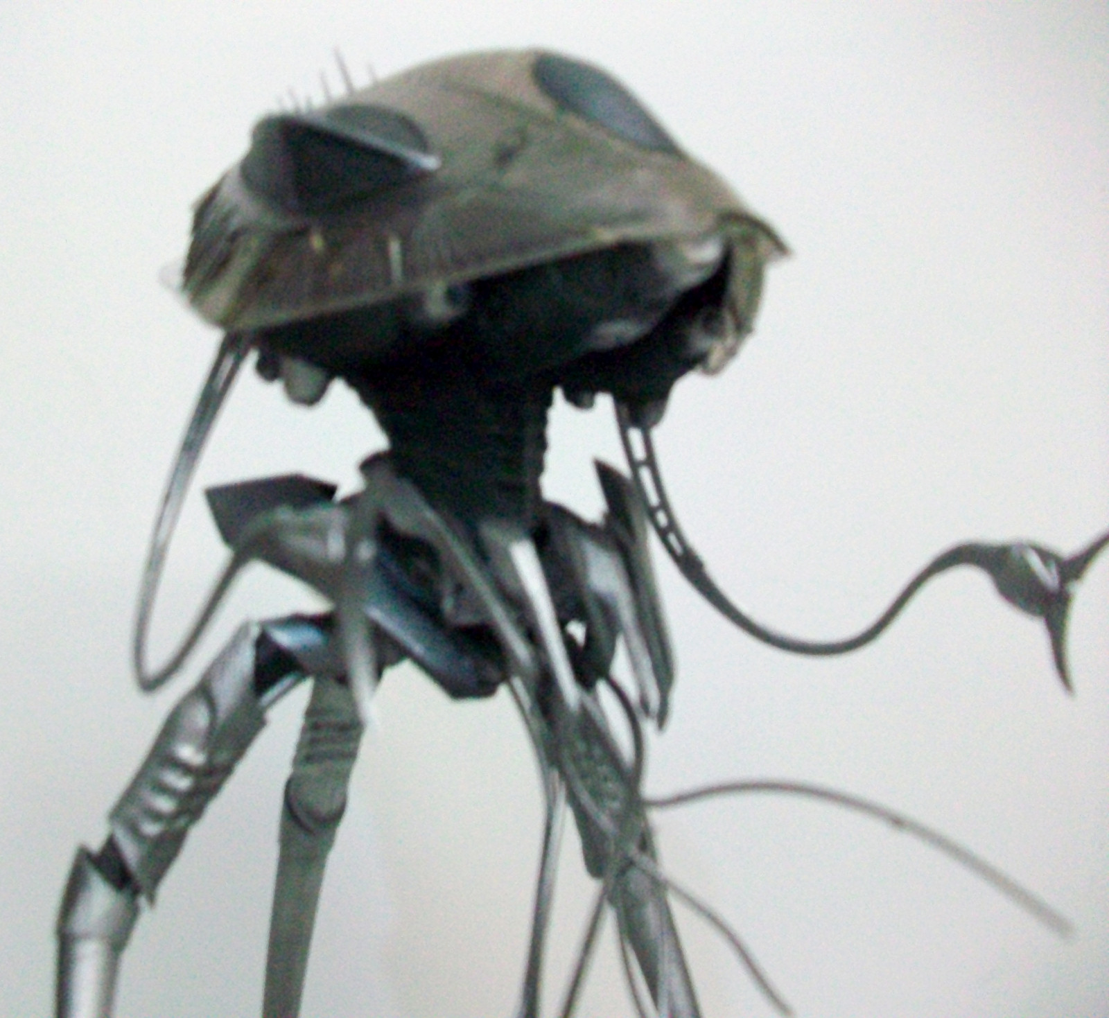 CultTVman Science Fiction 2014 - 1/144 Martian Tripod Image A013_01