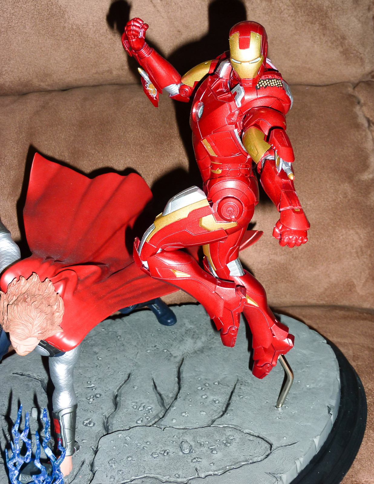 CultTVman Science Fiction 2014 - 1/9 Avengers Image A065_02