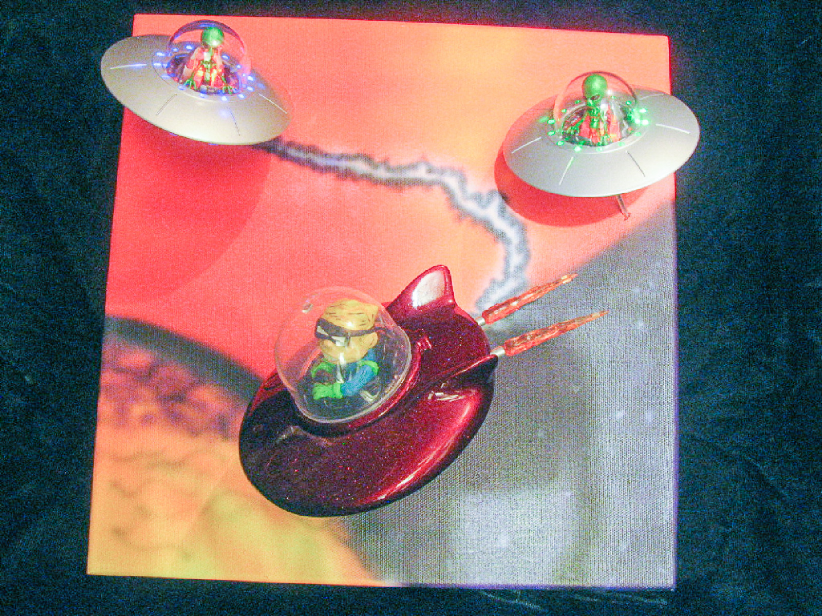 CultTVman Science Fiction 2014 - Alien Chase Image A071_01
