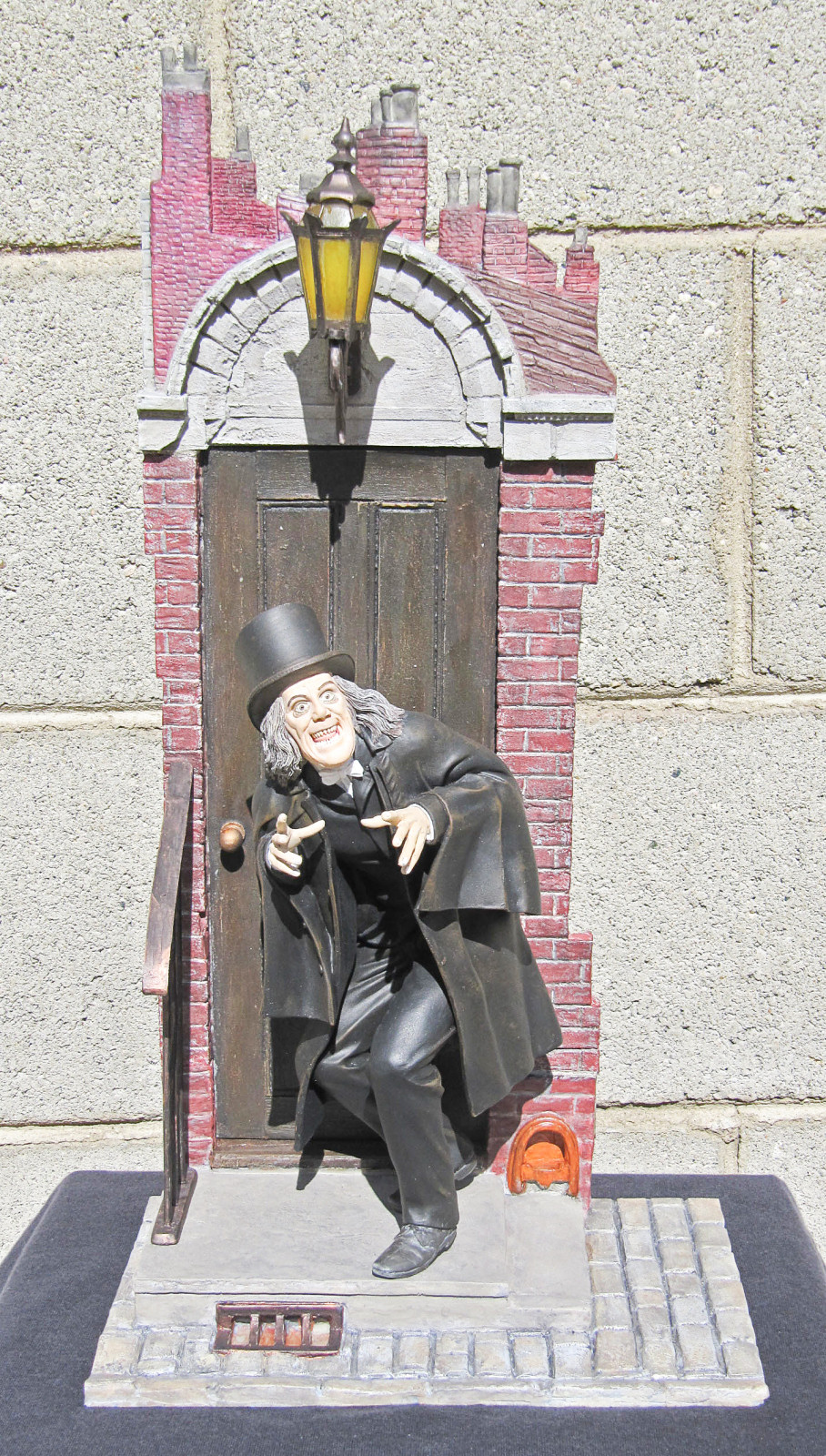 CultTVman Science Fiction 2014 - 1/6 London After Midnight Image A095_03