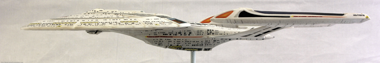 CultTVman Science Fiction 2014 - 1/2500 USS Enterprise NCC-1701E Image A123_03
