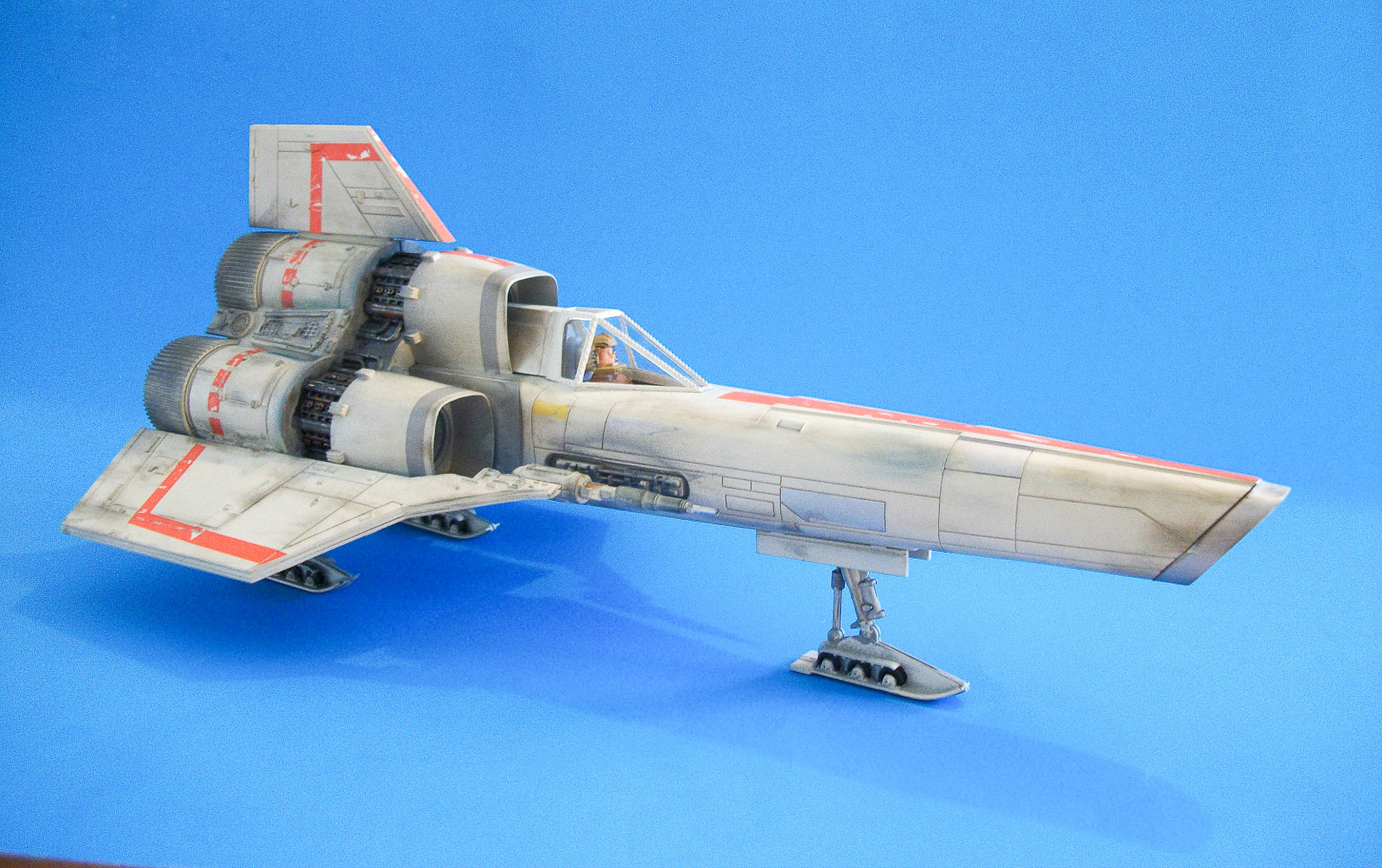 CultTVman Science Fiction 2014 - 1/32 Viper Mk.I Image A138_02