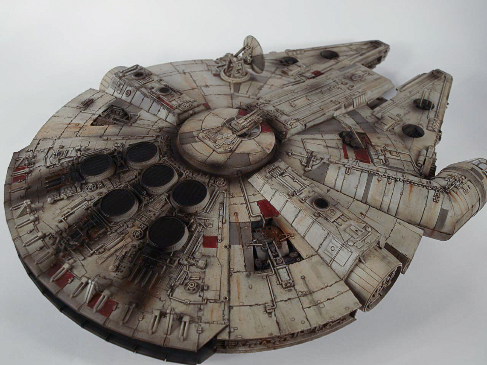 CultTVman Science Fiction 2014 - 1/72 Millenium Falcon Image A205_02