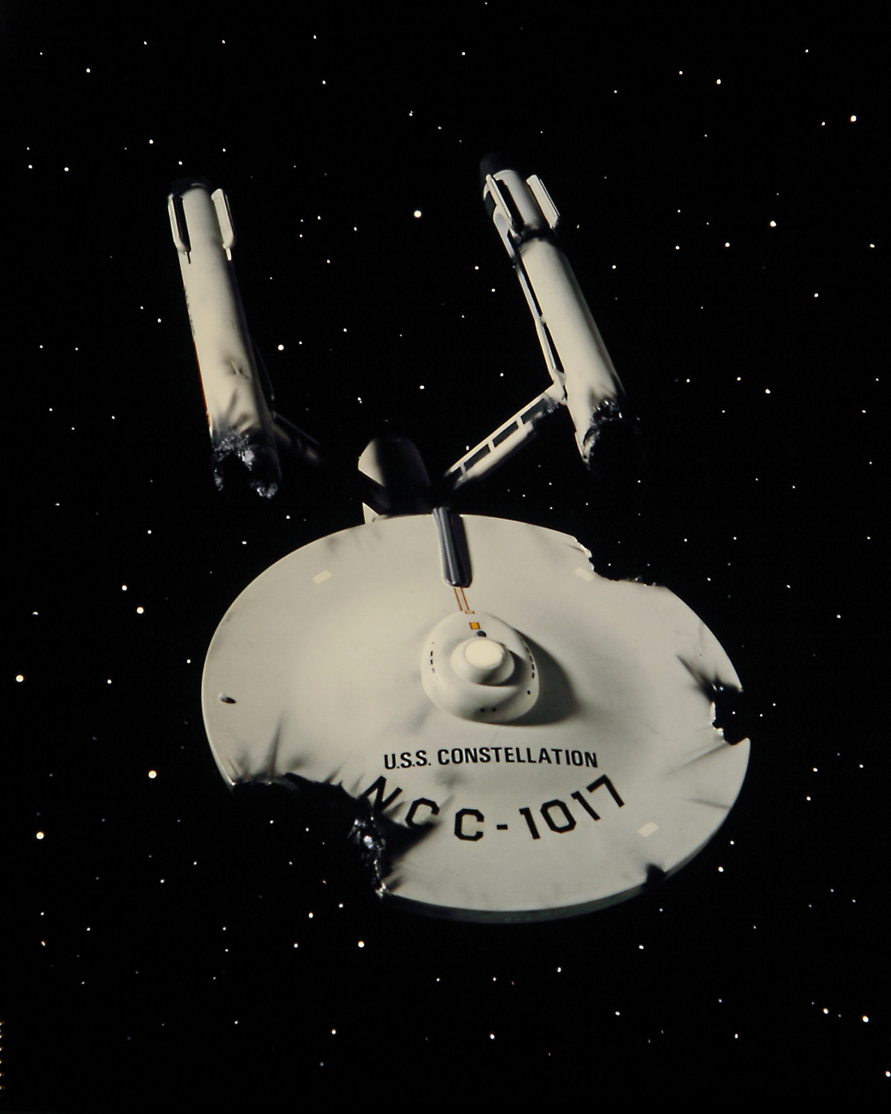 CultTVman Science Fiction 2014 - 1/650 USS Constellation Image A223_01