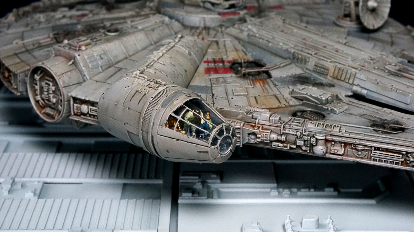 CultTVman Science Fiction 2014 - 1/144 Millenium Falcon Image A270_03