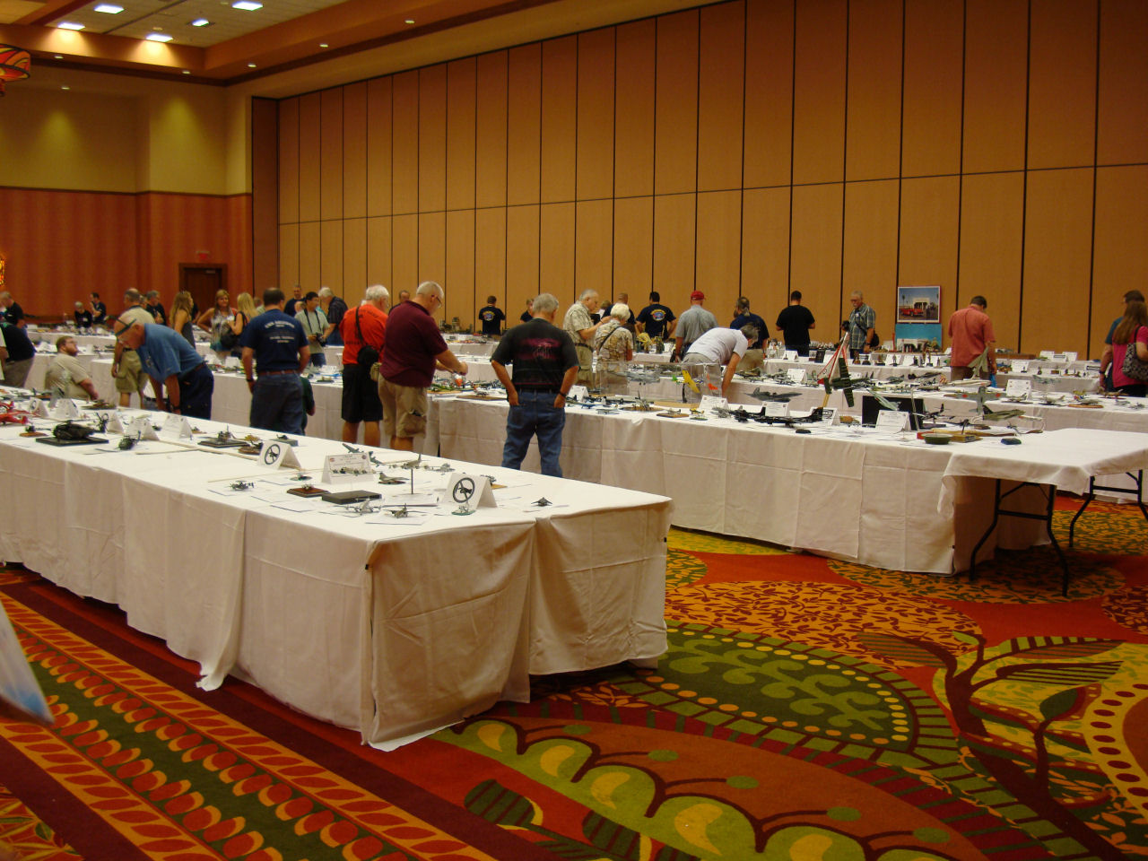 IPMS/USA 2013 National Convention Vendor Room Photo 62