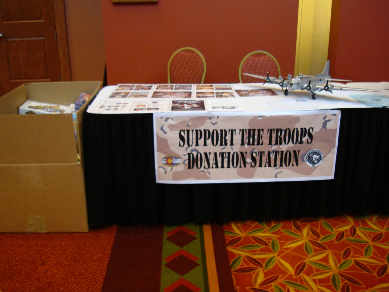 IPMS/USA 2013 National Convention Vendor Room Photo 65