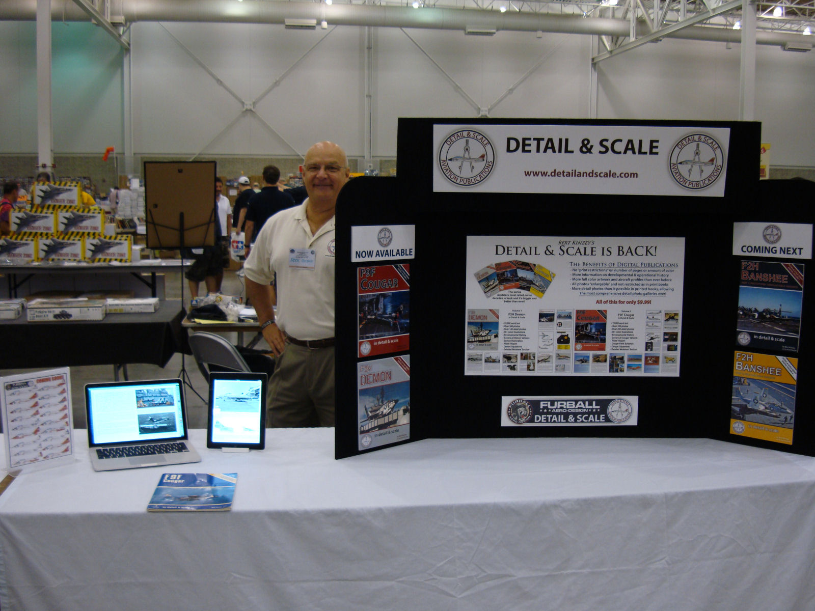 IPMS/USA National Convention 2014 Vendor Room Photo 040