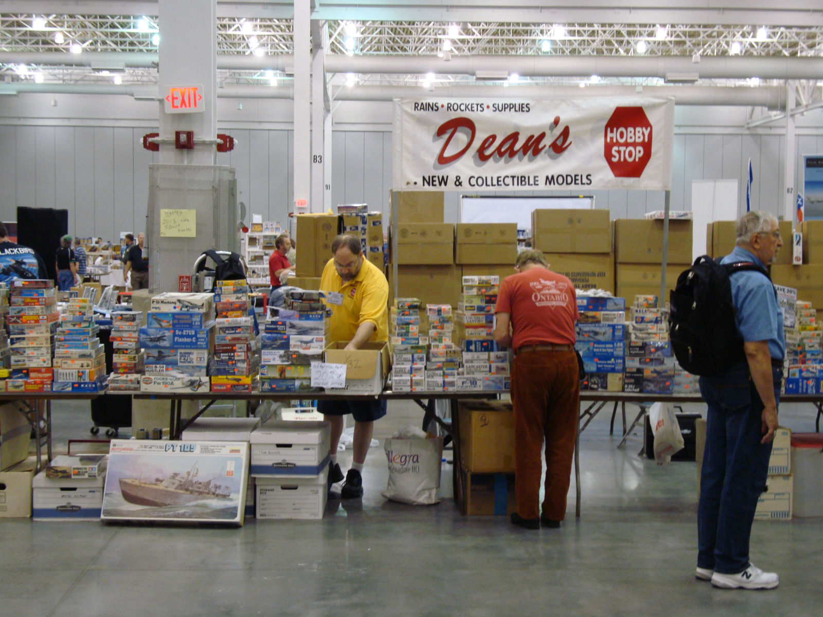 IPMS/USA National Convention 2014 Vendor Room Photo 057
