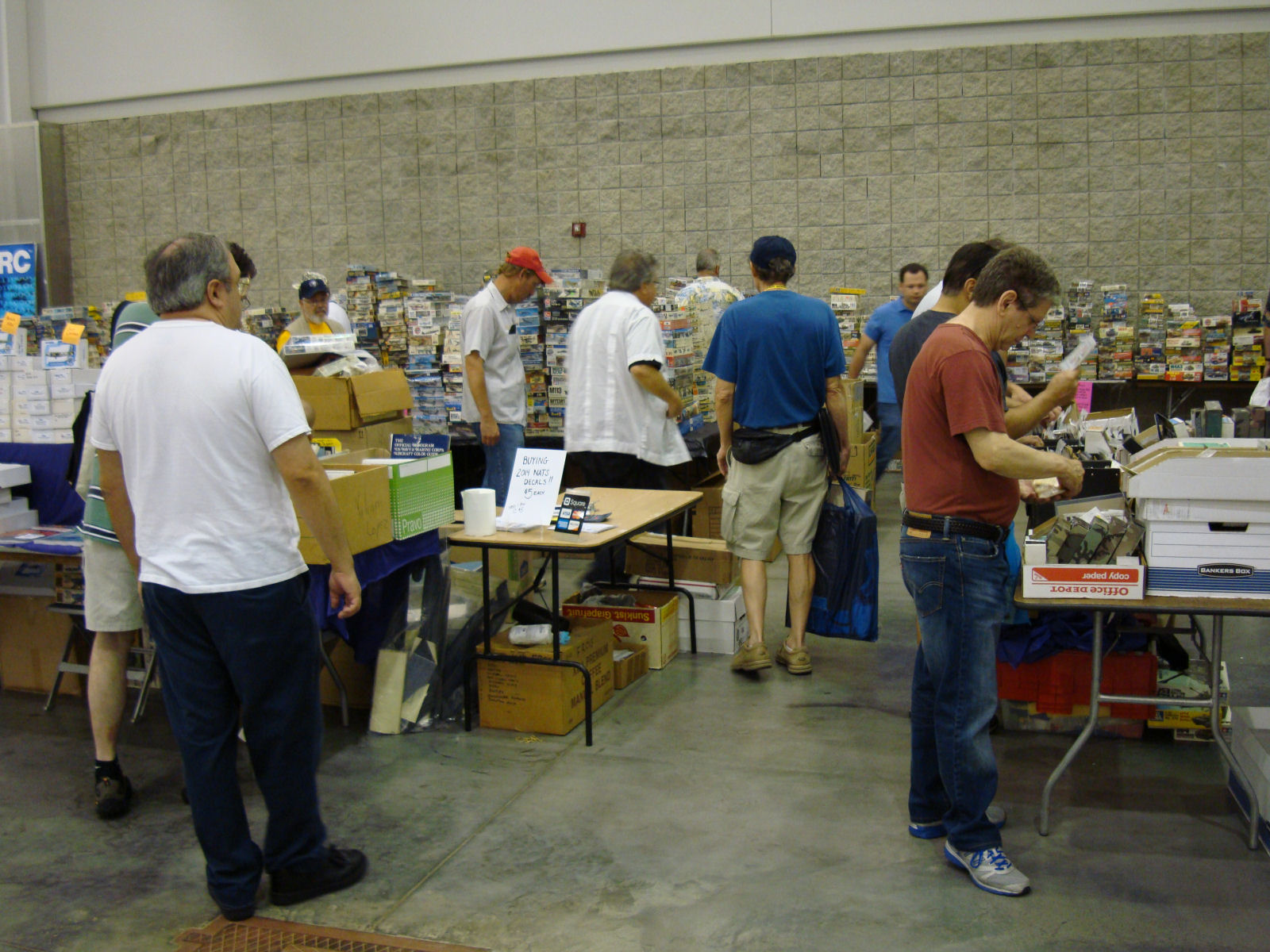 IPMS/USA National Convention 2014 Vendor Room Photo 061