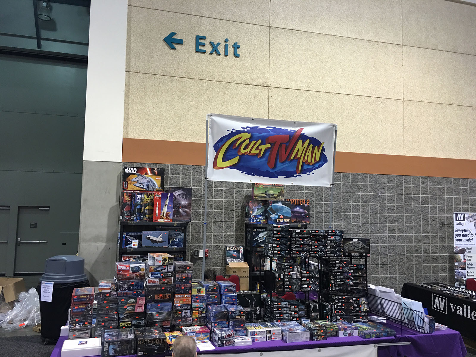 IPMS/USA National Convention 2016 Vendor Room Photo 002