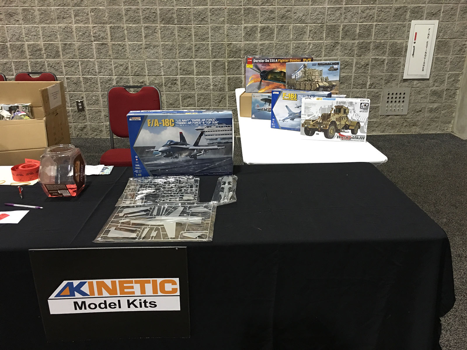 IPMS/USA National Convention 2016 Vendor Room Photo 101