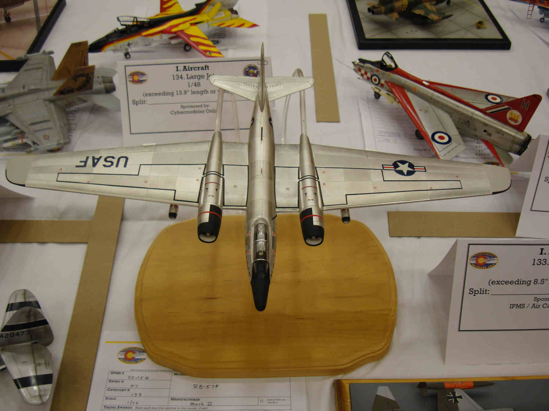 IPMS/USA National Convention 2013 Contest Room Photo 076