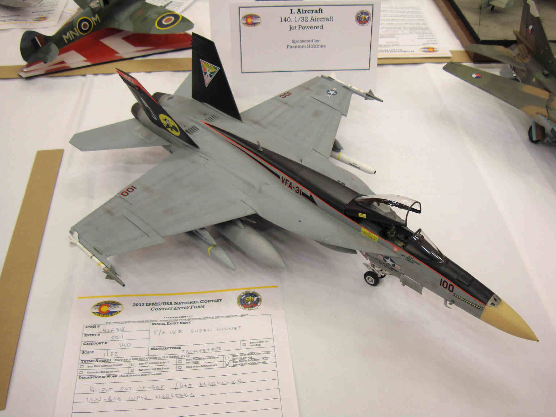 IPMS/USA National Convention 2013 Contest Room Photo 104