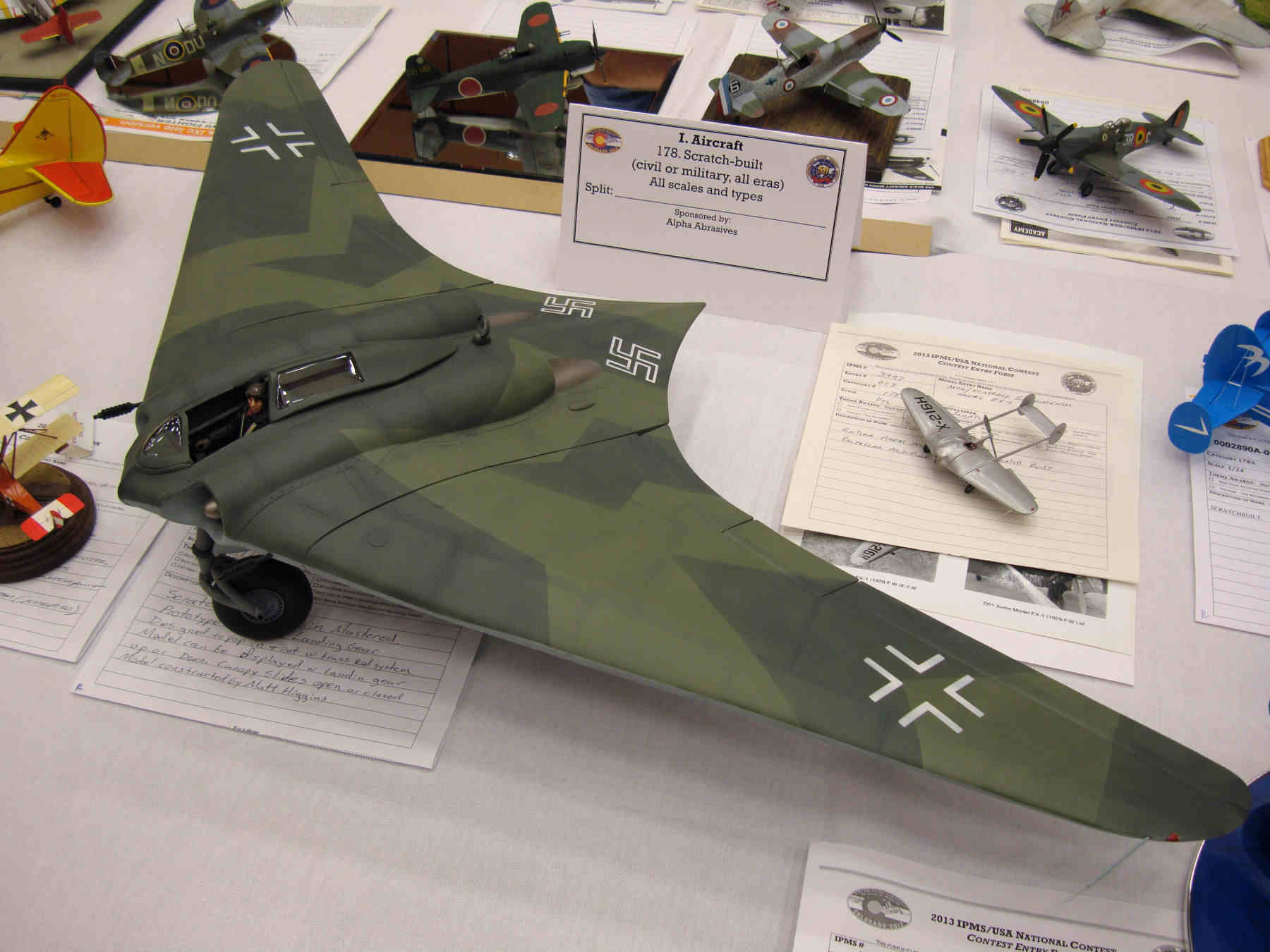 IPMS/USA National Convention 2013 Contest Room Photo 144
