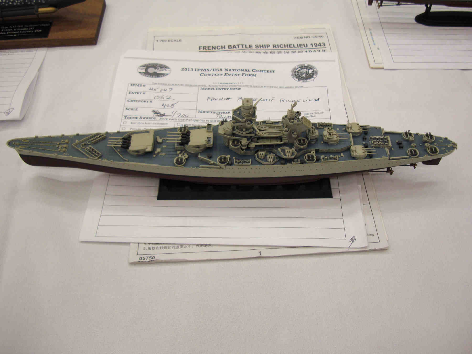 IPMS/USA National Convention 2013 Contest Room Photo 236