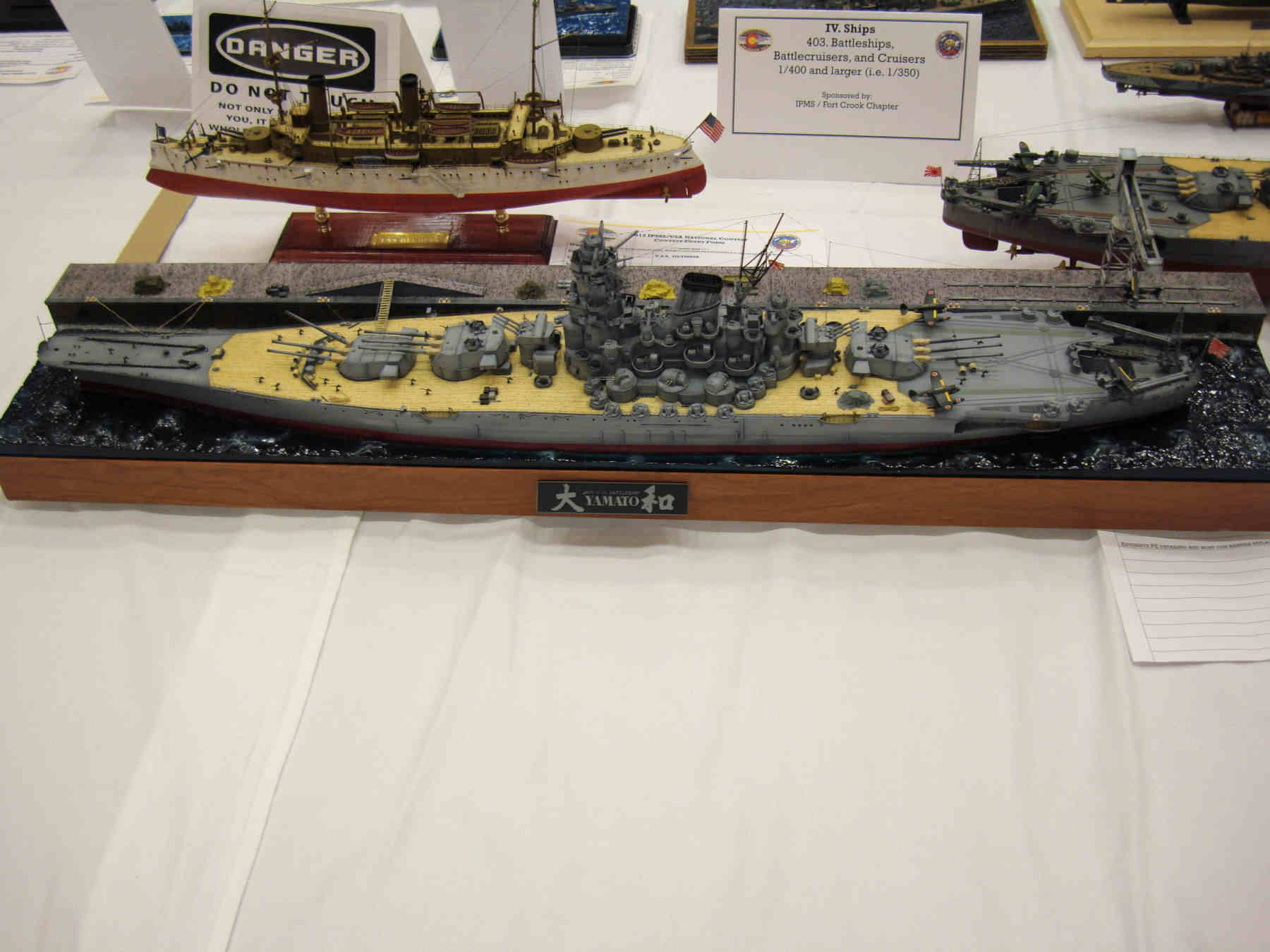 IPMS/USA National Convention 2013 Contest Room Photo 262