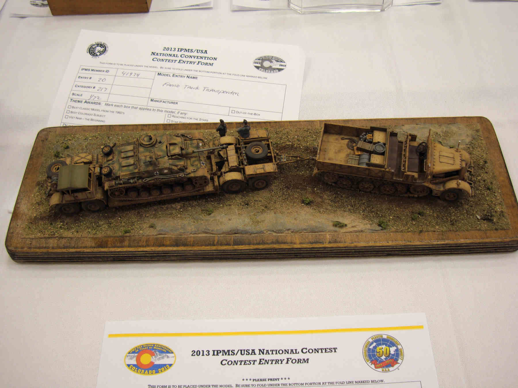 IPMS/USA National Convention 2013 Contest Room Photo 298