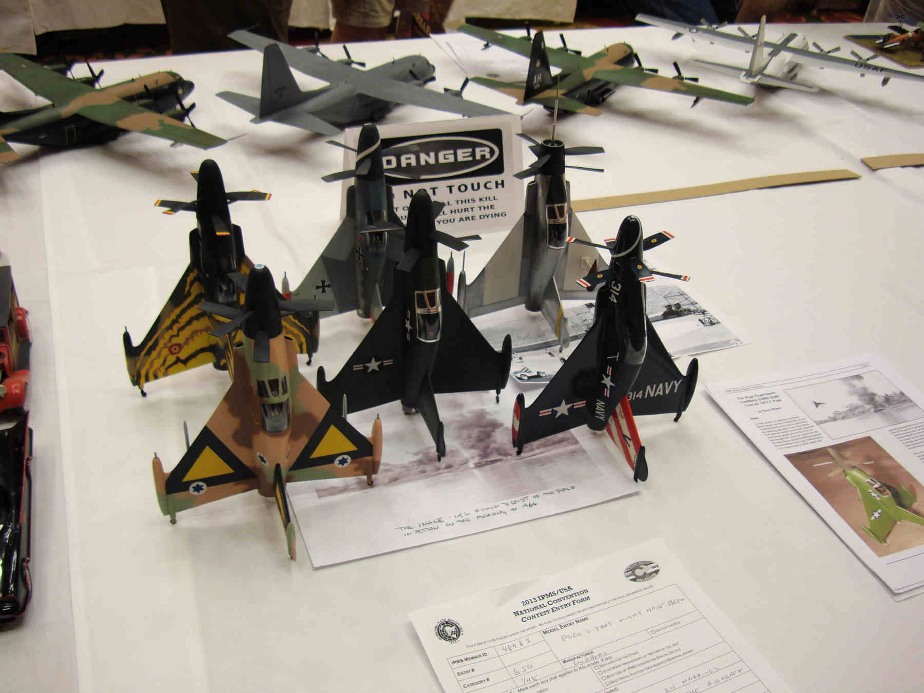 IPMS/USA National Convention 2013 Contest Room Photo 347