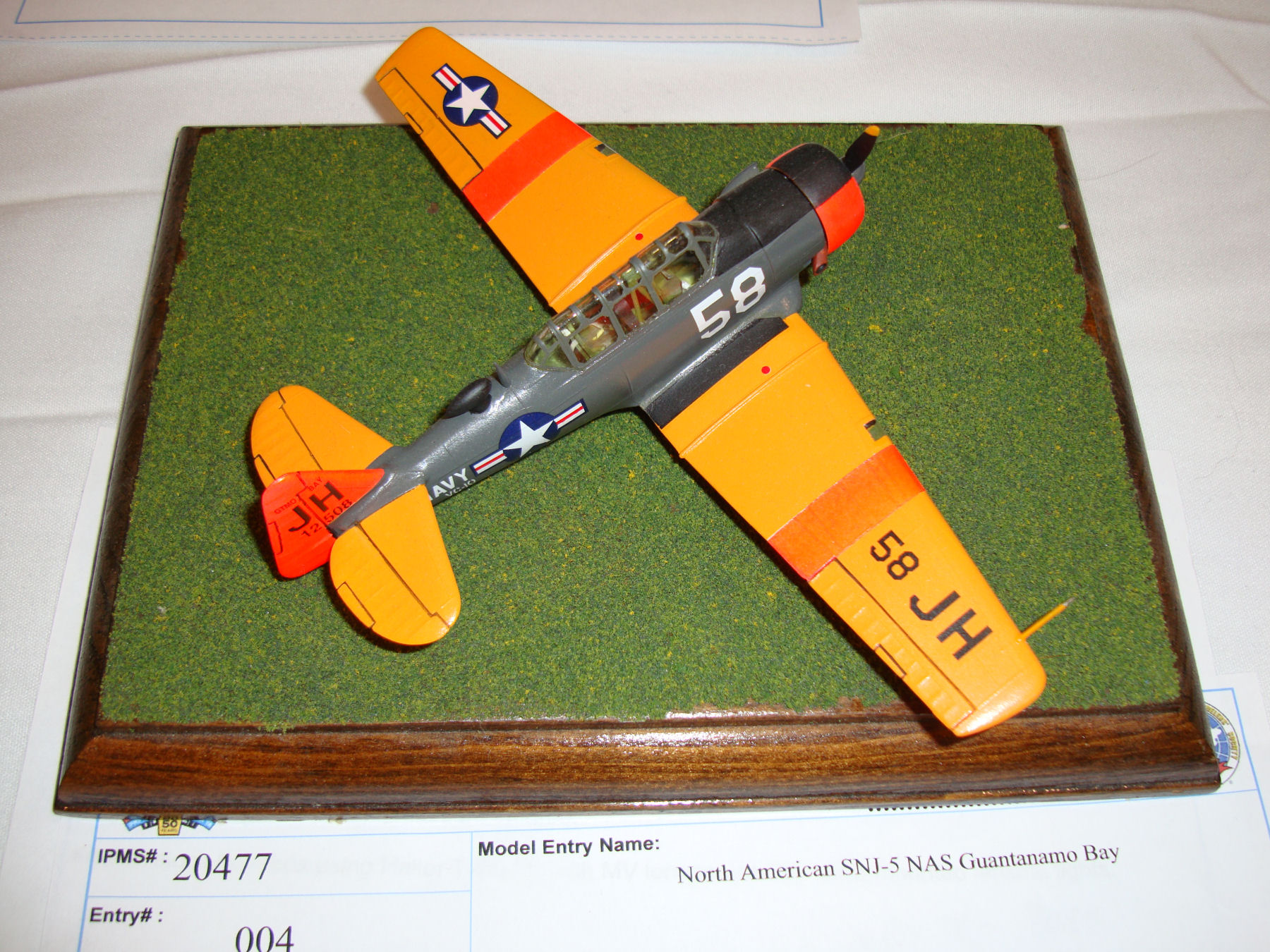 IPMS/USA National Convention 2014 Contest Room Photo 050