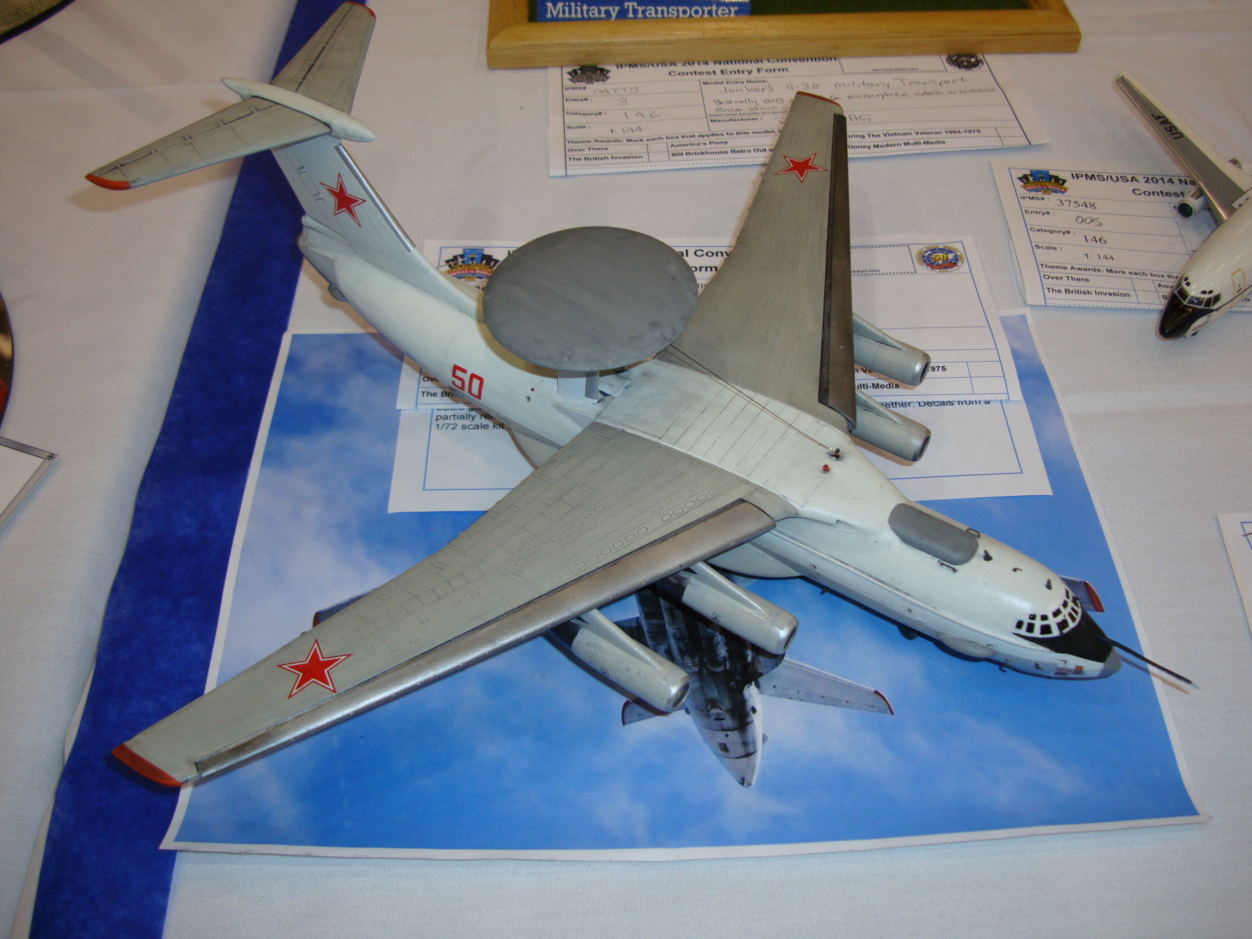 IPMS/USA National Convention 2014 Contest Room Photo 325