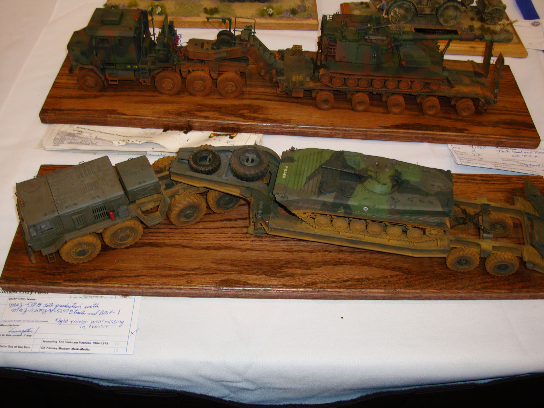 IPMS/USA National Convention 2014 Contest Room Photo 382
