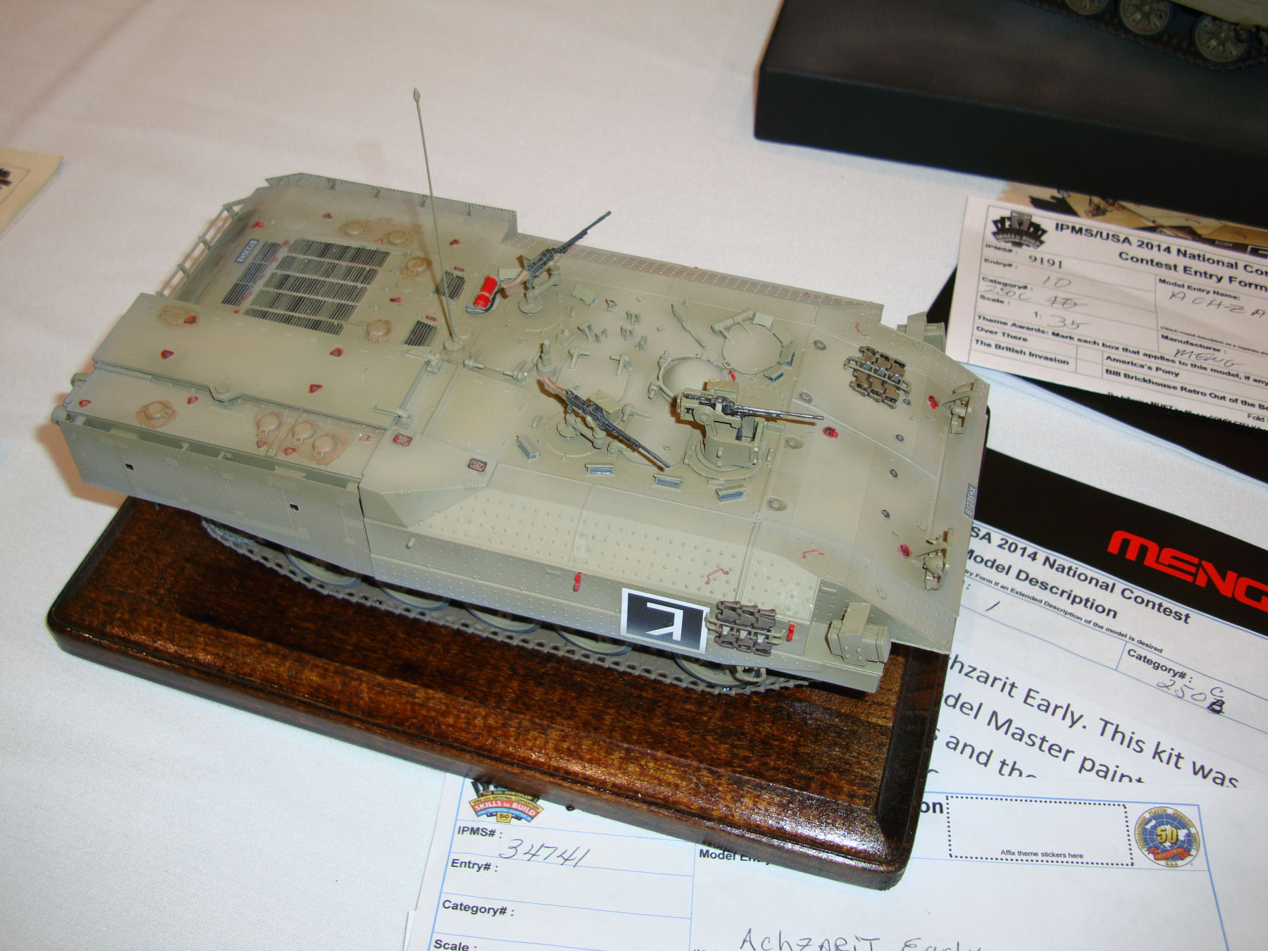 IPMS/USA National Convention 2014 Contest Room Photo 398
