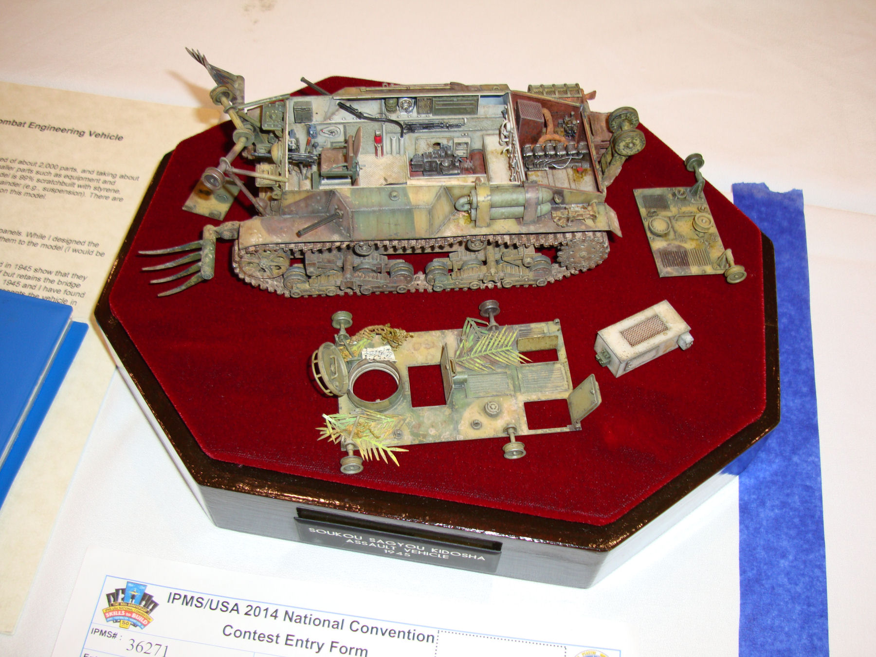 IPMS/USA National Convention 2014 Contest Room Photo 411