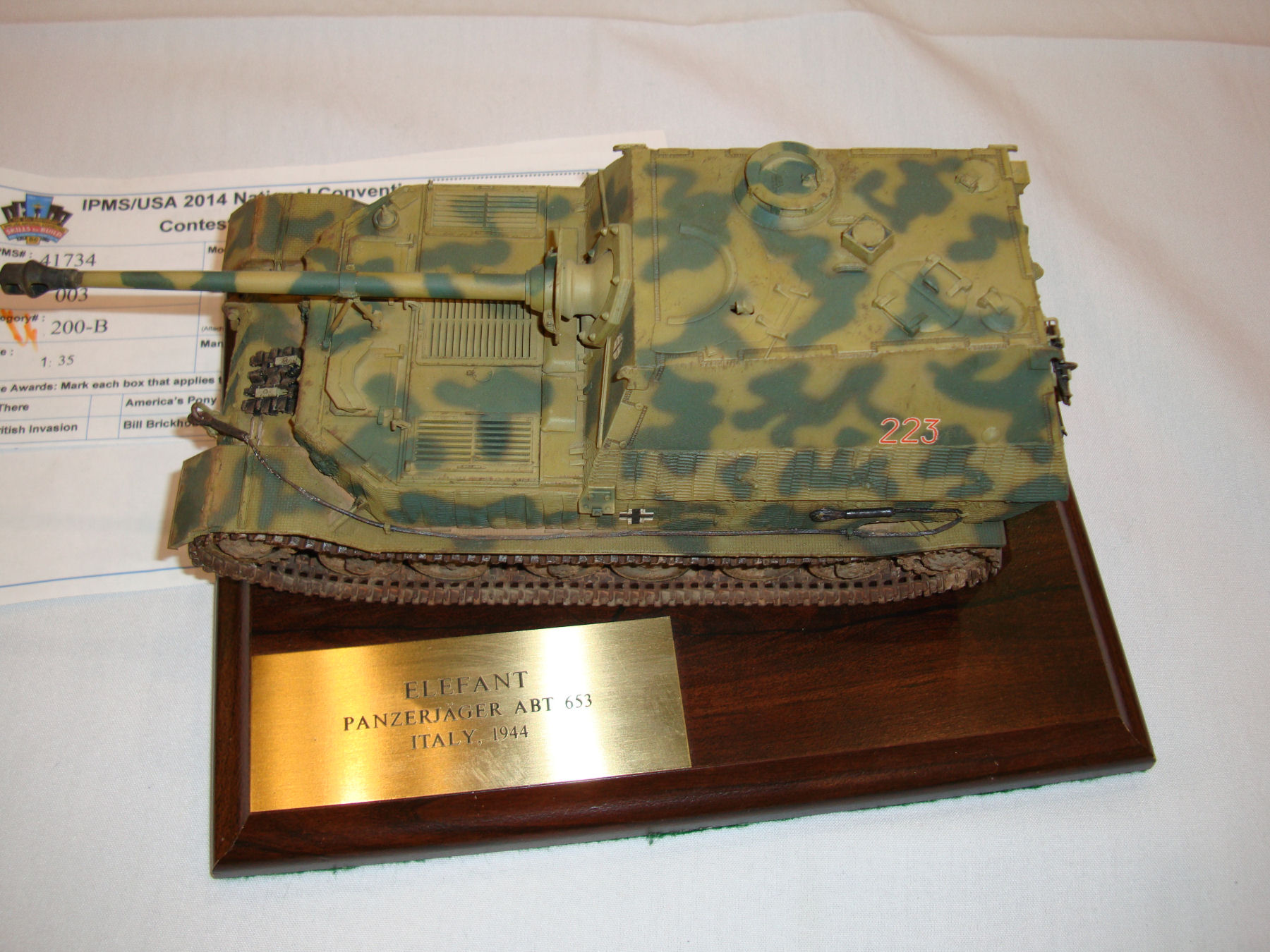 IPMS/USA National Convention 2014 Contest Room Photo 483
