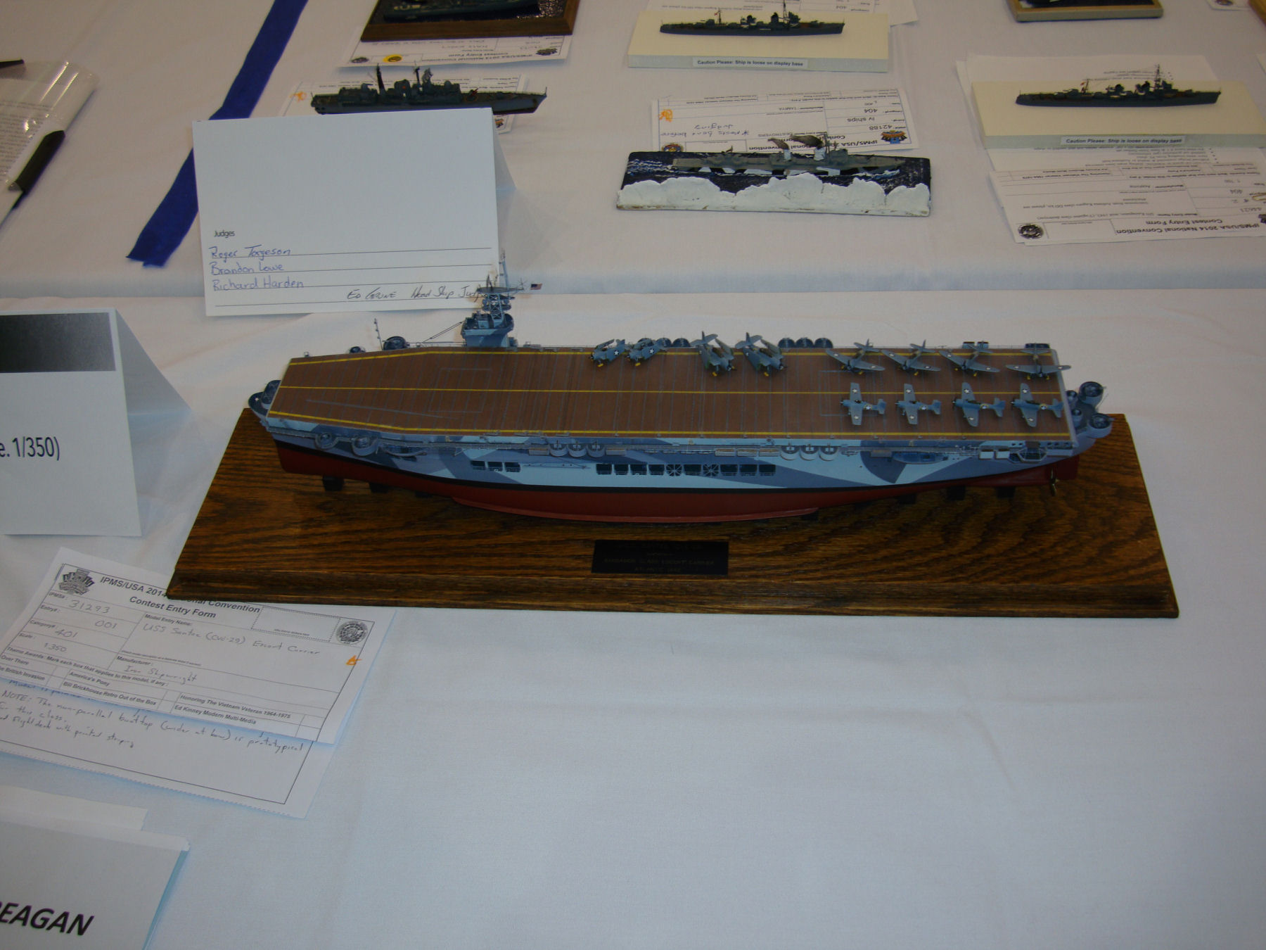 IPMS/USA National Convention 2014 Contest Room Photo 533