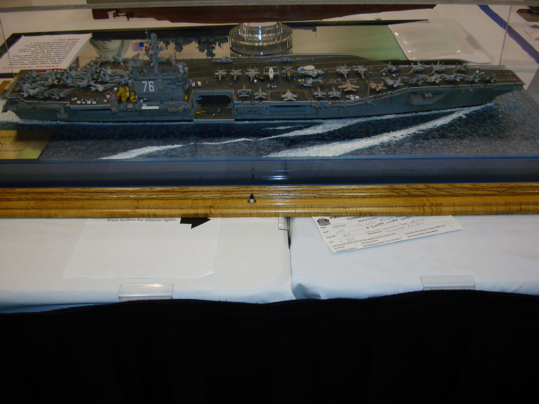 IPMS/USA National Convention 2014 Contest Room Photo 534