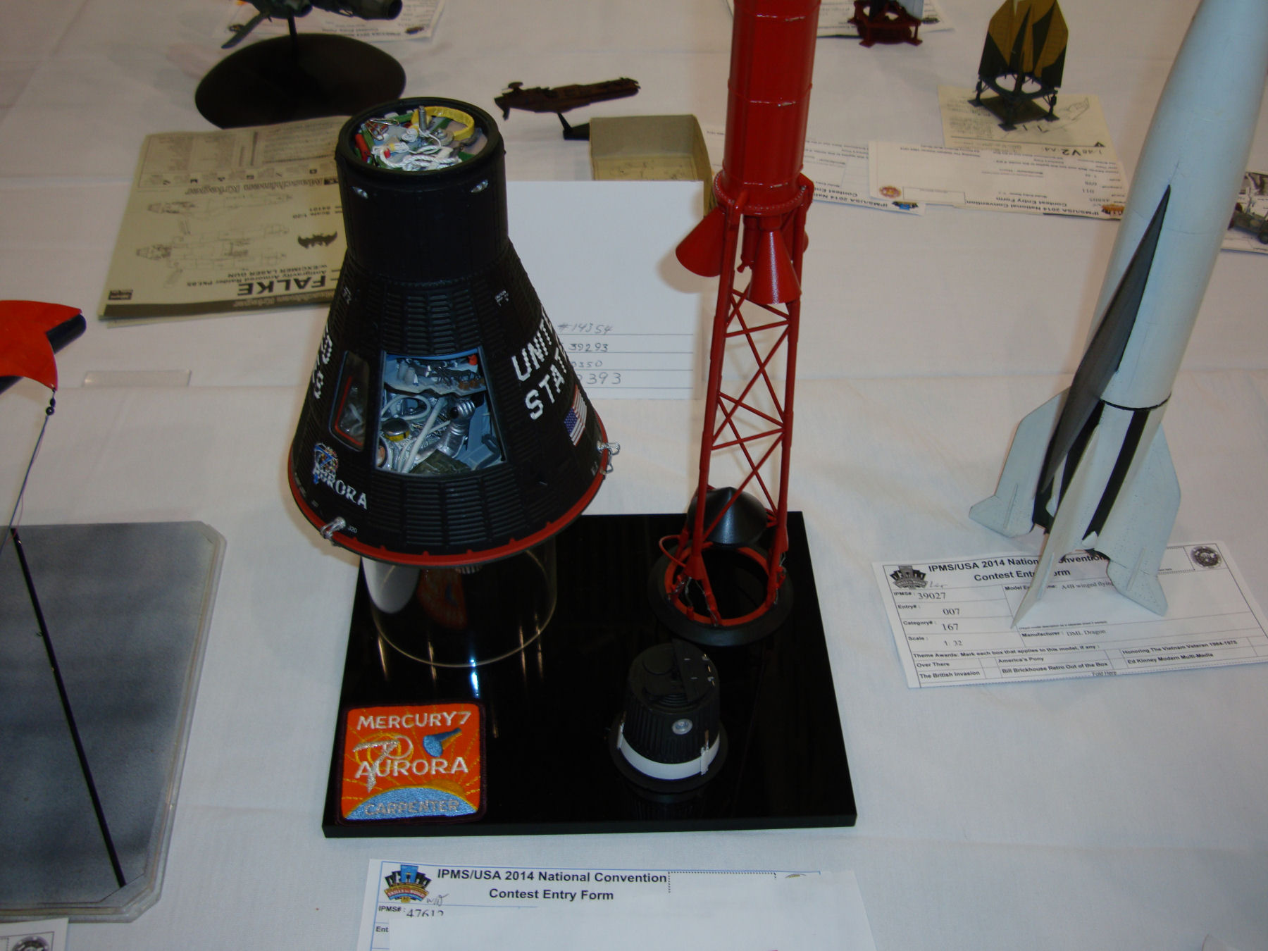 IPMS/USA National Convention 2014 Contest Room Photo 550