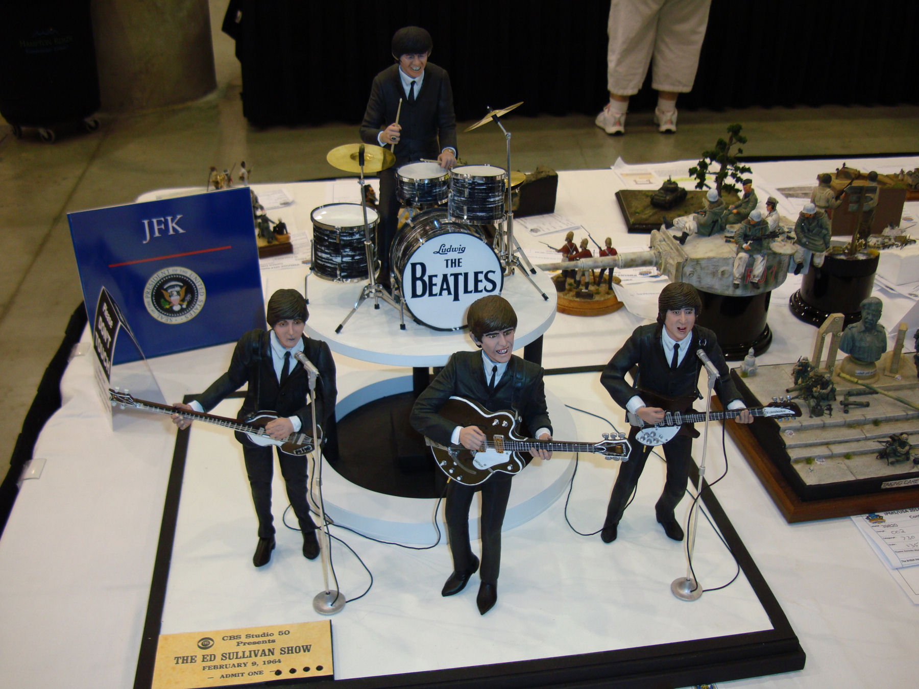 IPMS/USA National Convention 2014 Contest Room Photo 593