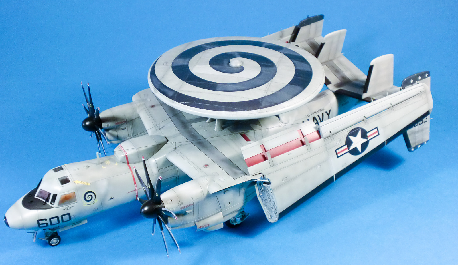 Kinetic Models/Lucky Model Contest 2014 - 1/48 E-2C Hawkeye Image A018_01