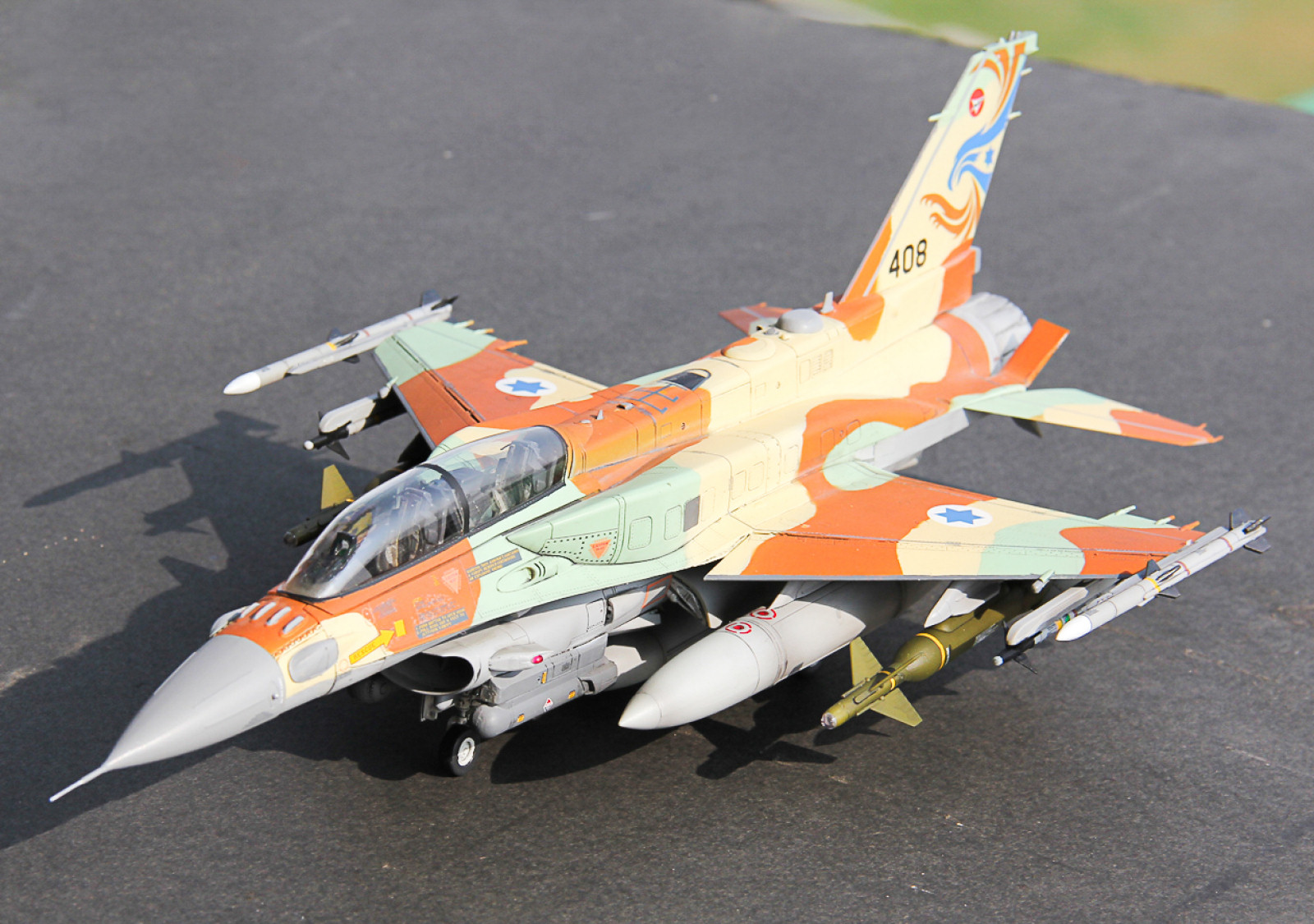 Kinetic Models/Lucky Model Contest 2014 - 1/48 F-16I Sufa Image A022_01
