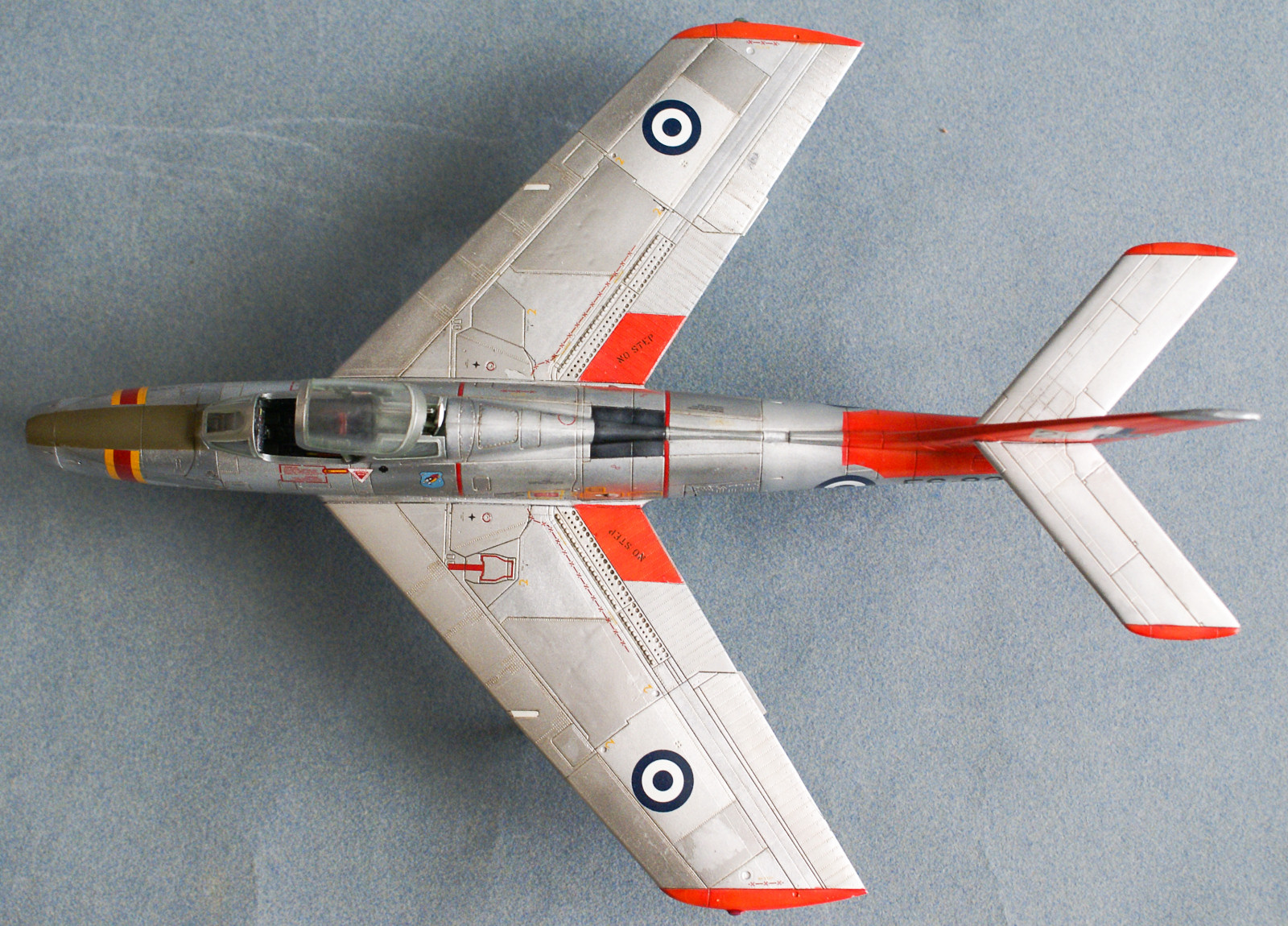 Kinetic Models/Lucky Model Contest 2014 - 1/48 F-84F Thunderstreak Image A029_03