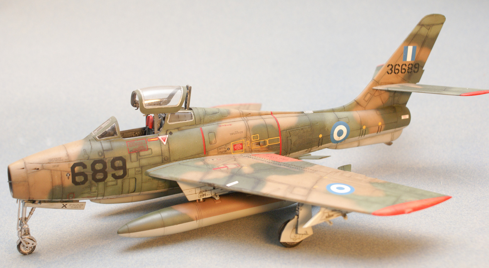 Kinetic Models/Lucky Model Contest 2014 - 1/48 F-84F Thunderstreak Image A030_01