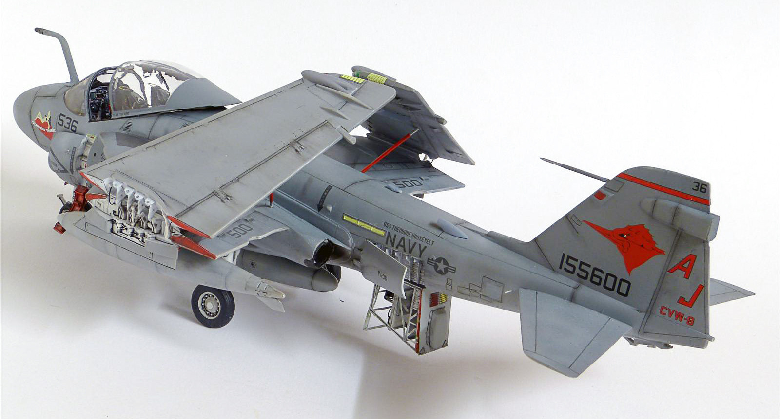 Kinetic Models/Lucky Model Contest 2014 - 1/48 A-6E (TRAM) Intruder Image A034_02