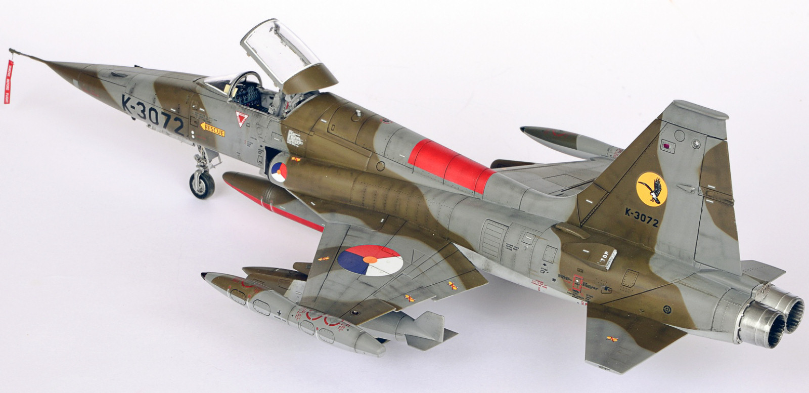 Kinetic Models/Lucky Model Contest 2014 - 1/48 F-5A Freedom Fighter Image A037_03