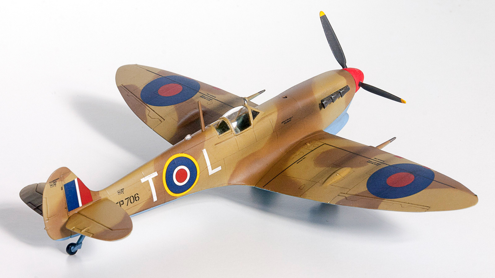 MRC/Italeri Contest 2013 - 1/72 Spitfire Mk.Vb Image A041_02