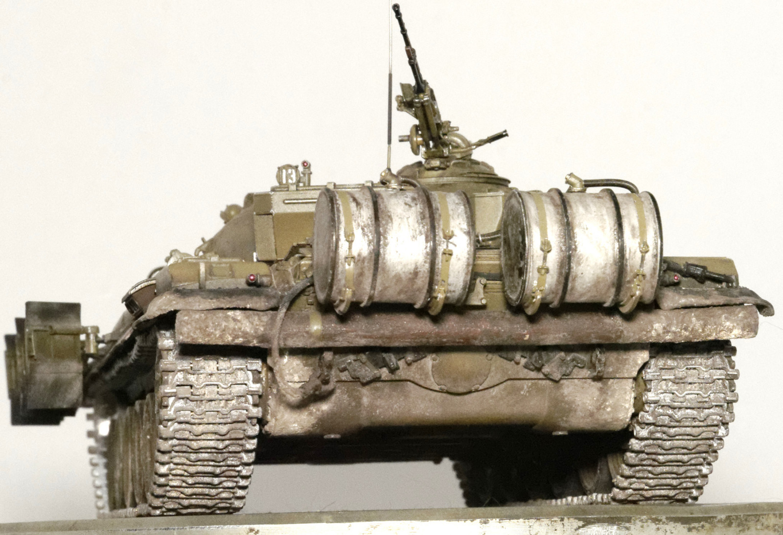 MRC/Academy Contest 2015 - 1/35 T-72M-1 Image A014_05
